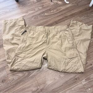 The North Face Men's Khaki Cargo Pants